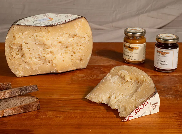 Pecorino Fiore Dolce Picante